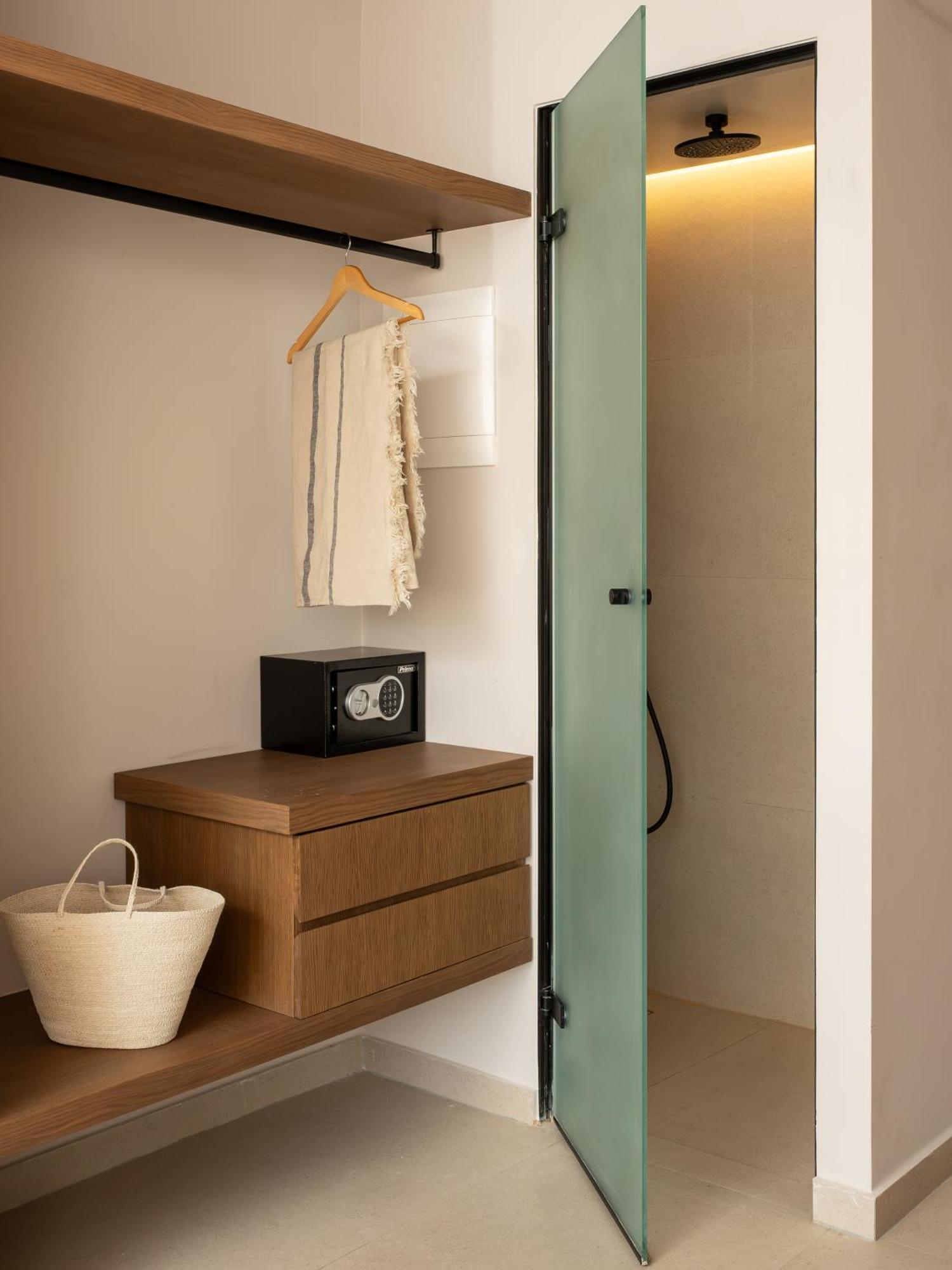 Ekati Mare Lifestyle 4* Kávos